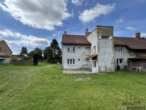 Prodej bytu 2+1, Sklené, 49 m2
