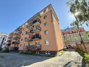 Pronájem bytu 2+1, Olomouc, Polívkova, 53 m2