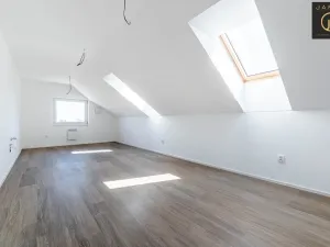 Prodej bytu 1+kk, Kladno, Dvorská, 35 m2