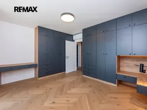 Pronájem bytu 2+kk, Praha - Břevnov, Radimova, 59 m2