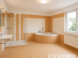 Pronájem rodinného domu, Průhonice, Pod Valem II., 334 m2