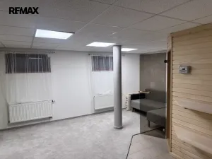 Pronájem rodinného domu, Jesenice - Zdiměřice, V Podlesí, 184 m2
