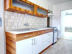 Pronájem bytu 2+1, Hradec Králové, Na Střezině, 55 m2