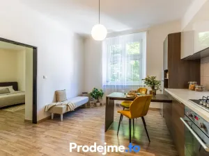 Pronájem bytu 1+1, Praha - Smíchov, Bieblova, 42 m2