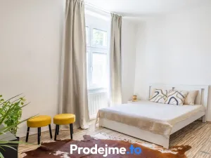 Pronájem bytu 1+1, Praha - Smíchov, Bieblova, 34 m2