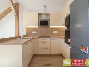 Pronájem bytu 2+kk, Heřmanův Městec, Masarykovo náměstí, 66 m2