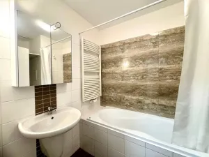 Pronájem bytu 2+kk, Praha - Motol, Jeřabinová, 66 m2