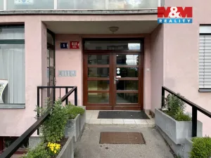 Prodej bytu 3+1, Praha - Kamýk, Papírníkova, 66 m2