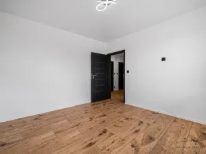 Prodej bytu 3+1, Toužim, Na Zámecké, 67 m2