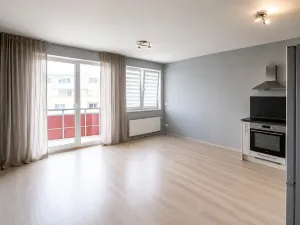 Prodej bytu 1+kk, Praha - Kyje, Sicherova, 33 m2