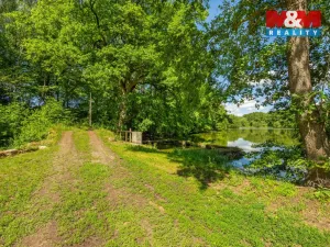 Prodej komerčního pozemku, Neustupov - Jiřetice, 885224 m2