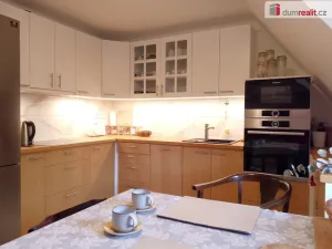 Prodej bytu 3+1, Karlovy Vary - Rybáře, Severní, 87 m2