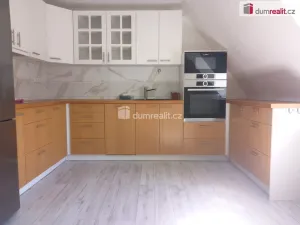 Prodej bytu 3+1, Karlovy Vary - Rybáře, Severní, 87 m2