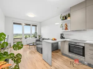 Pronájem bytu 2+kk, Praha - Třebonice, Thomasova, 48 m2