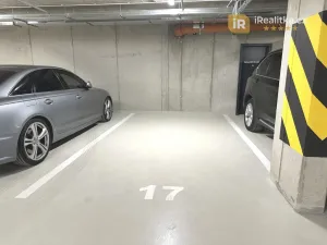 Pronájem garážového stání, Praha - Černý Most, Arnošta Valenty, 14 m2
