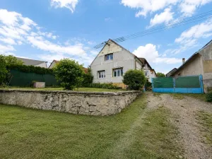 Prodej rodinného domu, Bor - Holostřevy, 380 m2