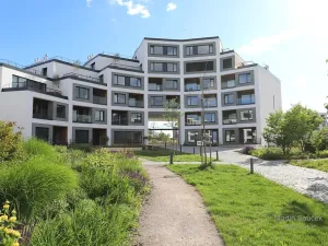 Prodej garážového stání, Praha - Hlubočepy, Dostalové, 25 m2