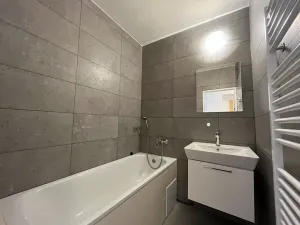 Pronájem bytu 2+1, Třinec, Jablunkovská, 59 m2
