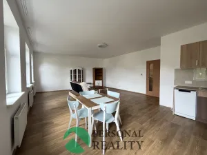Pronájem bytu 2+kk, Karlovy Vary, Libušina, 66 m2