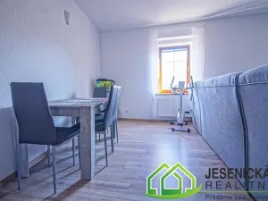 Pronájem bytu 2+kk, Žulová, Josefské náměstí, 71 m2