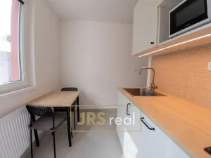 Pronájem bytu 2+1, Veselí nad Moravou, 55 m2