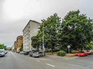 Pronájem bytu 1+1, Praha - Vršovice, Karpatská, 38 m2