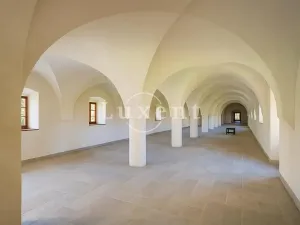 Prodej komerční nemovitosti, Vršovice, 5100 m2