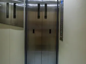 Prodej bytu 4+1, Mariánské Lázně - Úšovice, Hroznatova, 81 m2