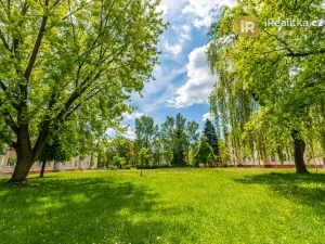 Prodej bytu 4+1, Mariánské Lázně - Úšovice, Hroznatova, 81 m2