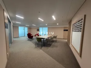 Pronájem kanceláře, Praha - Košíře, Vrchlického, 300 m2