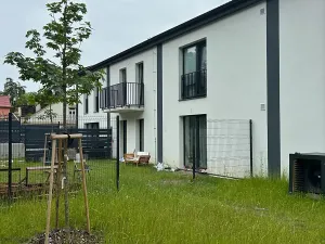 Pronájem bytu 2+kk, Milovice, Kaštanová, 49 m2