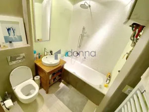 Pronájem bytu 2+kk, Praha, U Uranie, 51 m2