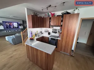Pronájem atypického bytu, Bučovice, Slavkovská, 82 m2