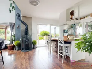 Prodej rodinného domu, Valtice, Lipová, 252 m2