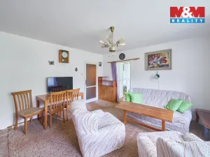 Prodej bytu 3+1, Pardubice, U Háje, 65 m2
