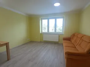 Pronájem bytu 3+kk, Pardubice, Sezemická, 56 m2
