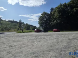 Prodej komerčního pozemku, Petrovice, 442 m2