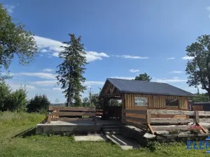 Prodej komerčního pozemku, Petrovice, 442 m2