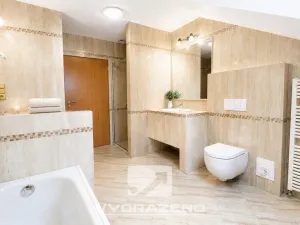 Prodej rodinného domu, Roztoky, 410 m2