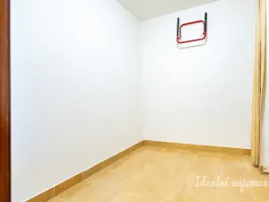 Pronájem bytu 2+kk, Praha - Bohnice, Ústavní, 55 m2