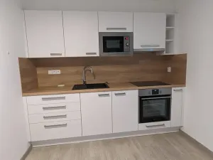 Pronájem bytu 2+kk, Rakovník, Husovo náměstí, 46 m2