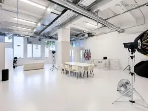 Pronájem obchodního prostoru, Praha - Nusle, Bartoškova, 365 m2