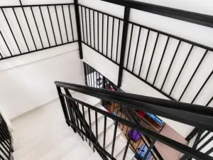 Pronájem obchodního prostoru, Praha - Nusle, Bartoškova, 365 m2