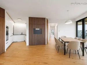 Pronájem bytu 3+kk, Praha - Karlín, Sokolova, 86 m2