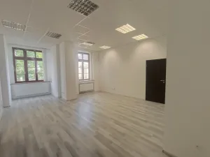 Pronájem kanceláře, Šumperk, Hlavní třída, 87 m2