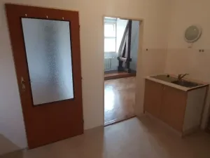 Pronájem bytu 2+1, Olomouc, Univerzitní, 48 m2