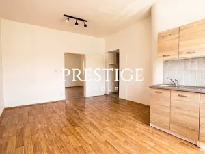 Pronájem bytu 2+kk, Praha, Veletržní, 50 m2