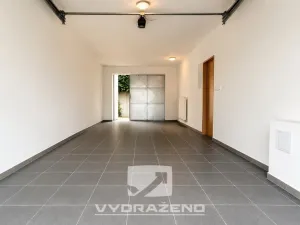 Prodej bytu 5+1, Roztoky, 176 m2