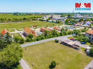 Prodej pozemku pro bydlení, Dvory - Veleliby, 618 m2