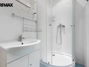 Prodej bytu 1+1, Karlovy Vary - Drahovice, Vítězná, 40 m2